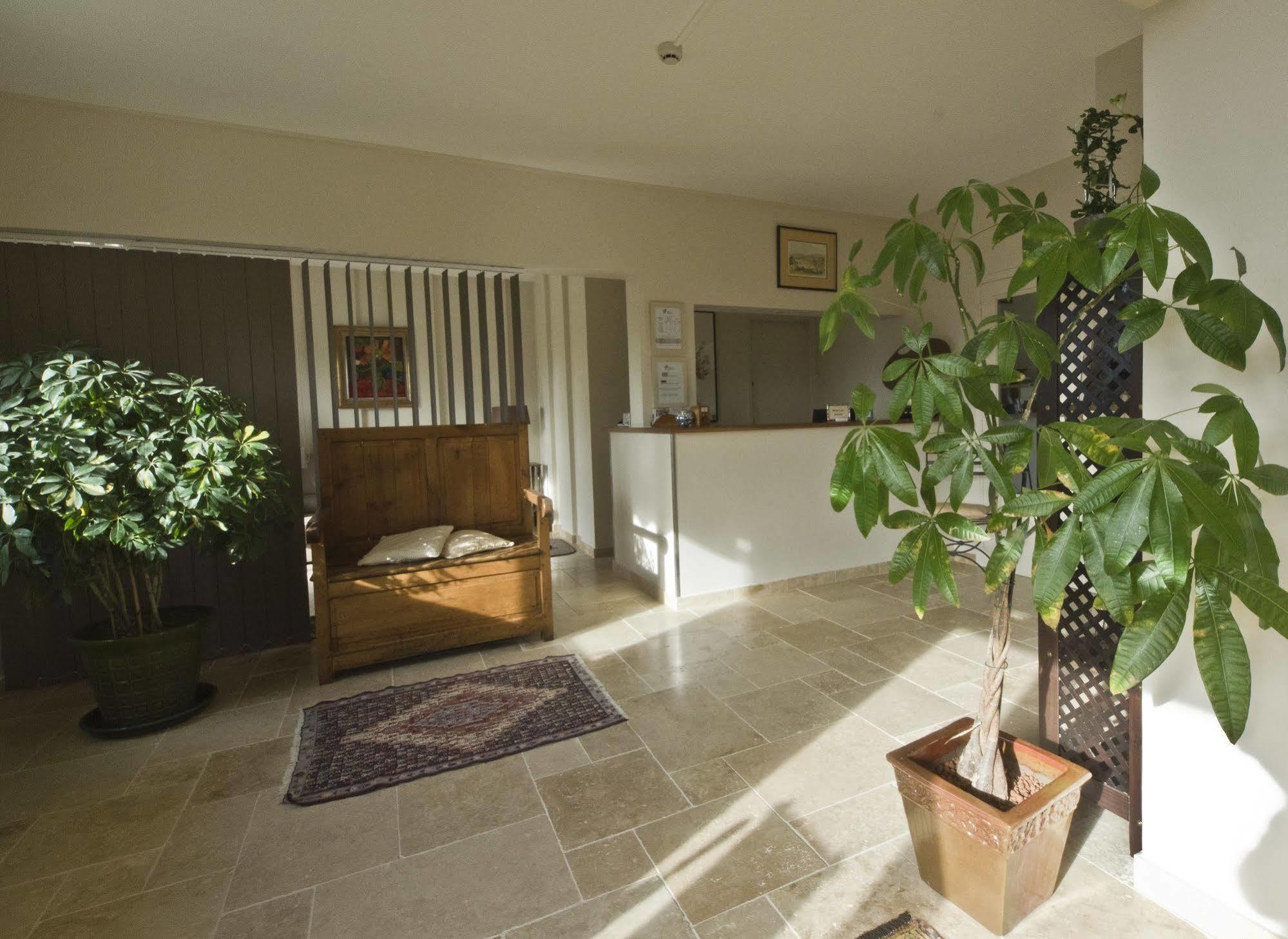 Hotel Les Oliviers Fayence Exterior foto